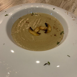 Крем-суп з білими грибами